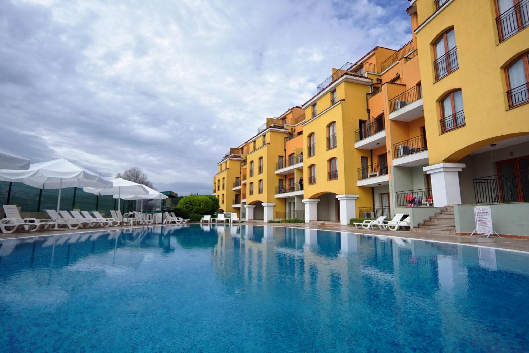 Serena Residence Aparthotel โซโซโปล ภายนอก รูปภาพ