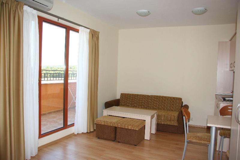 Serena Residence Aparthotel โซโซโปล ภายนอก รูปภาพ